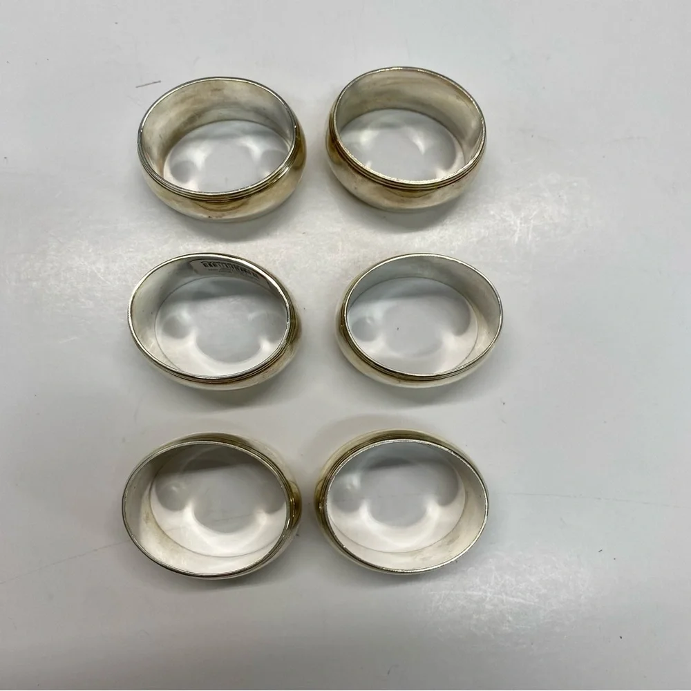 Crate & Barrel 6 Napkin Rings Oval Classic Silver Plate Vintage all Occasion